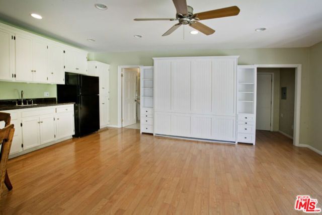 251 S Citrus Avenue, Los Angeles, CA 90036