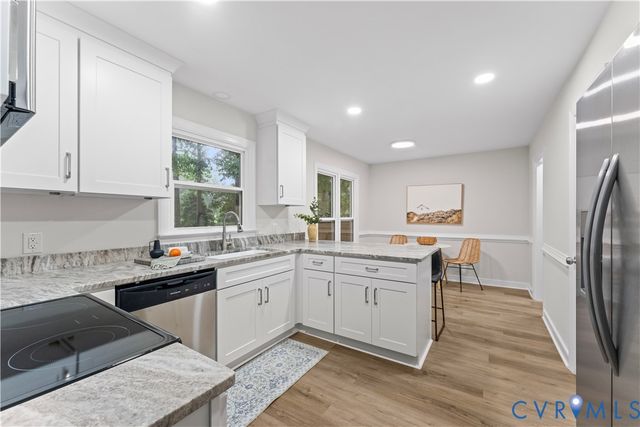 3129 Quail Hill Dr, Midlothian, VA 23112