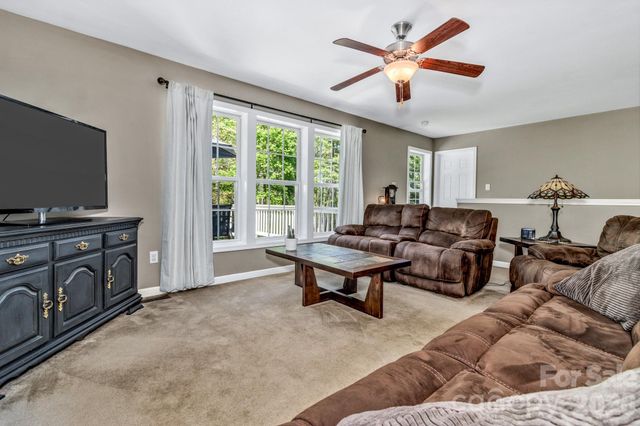 152 Joe Jenkins Road, Fairview, NC 28730
