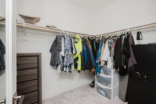4285 Monarch Place, Madera, CA 93636