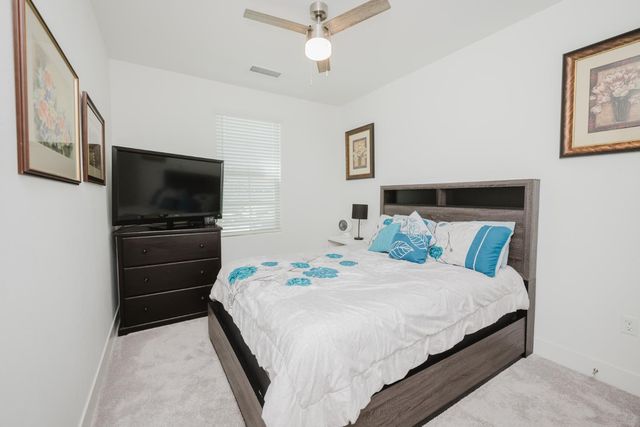 4285 Monarch Place, Madera, CA 93636