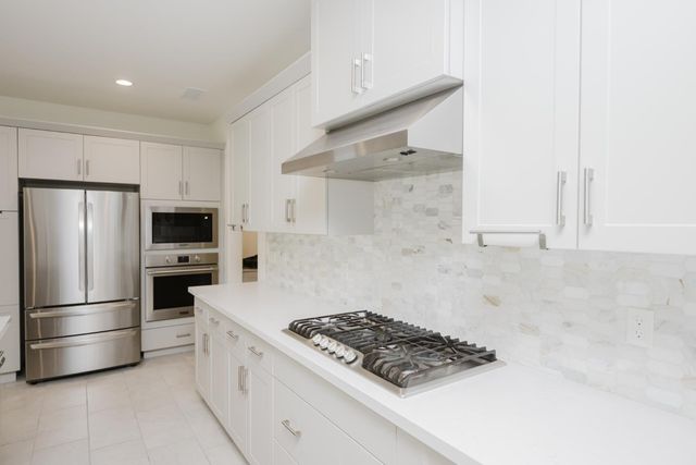 4285 Monarch Place, Madera, CA 93636