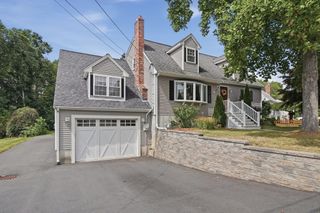 17 Dartmouth Drive, Milford, MA 01757