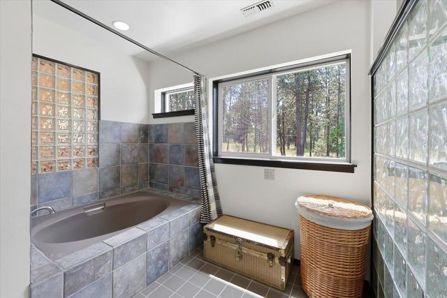5510 E 25th Ave, Spokane, WA 99223