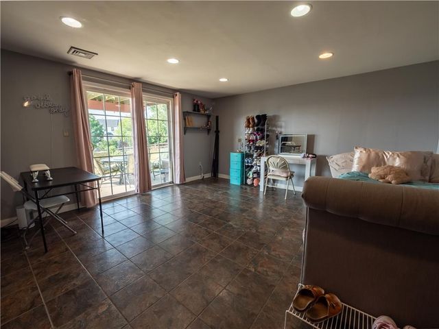 328 South Oak Street, Bethlehem City, PA 18017