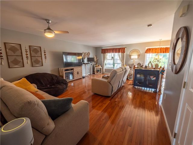 328 South Oak Street, Bethlehem City, PA 18017
