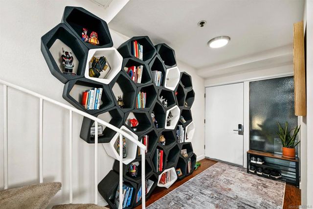 881 Thomas Ave 21, San Diego, CA 92109