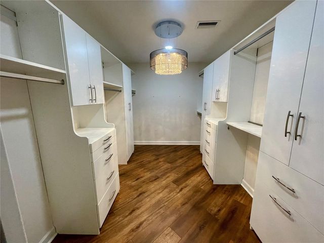 1330 S JEFFERSON AVENUE, Sarasota, FL 34239