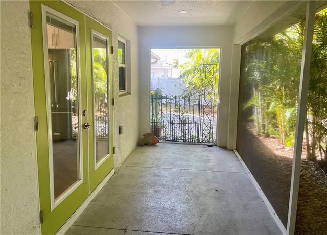 1330 S JEFFERSON AVENUE, Sarasota, FL 34239