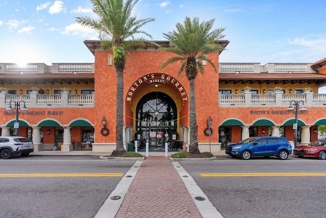 1330 S JEFFERSON AVENUE, Sarasota, FL 34239