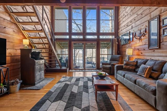 175 Mallard Point Cir Unit 8, Camden, TN 38320