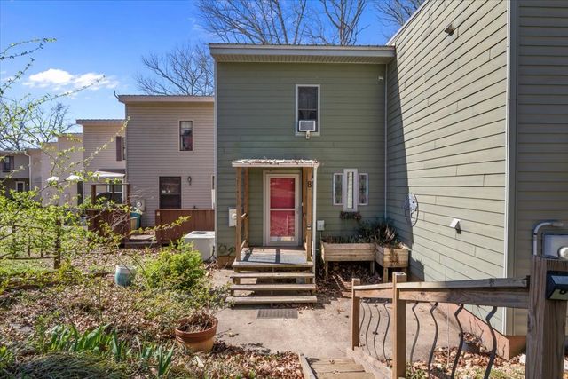 175 Mallard Point Cir Unit 8, Camden, TN 38320