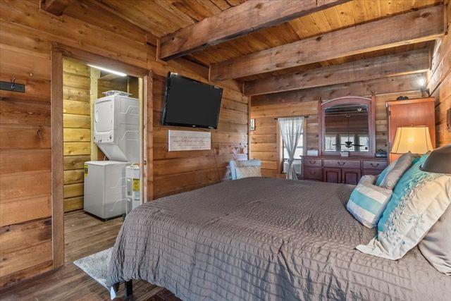 175 Mallard Point Cir Unit 8, Camden, TN 38320