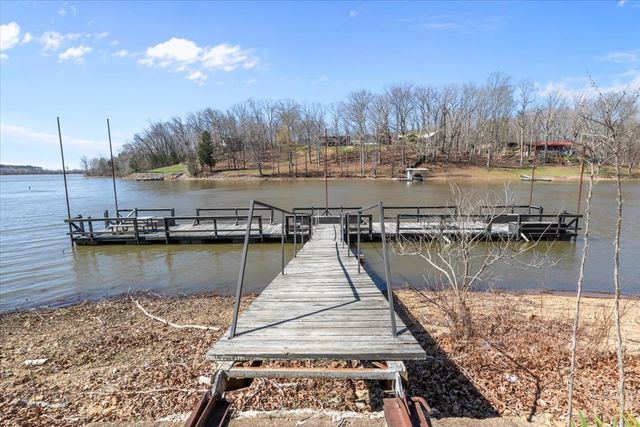 175 Mallard Point Cir Unit 8, Camden, TN 38320