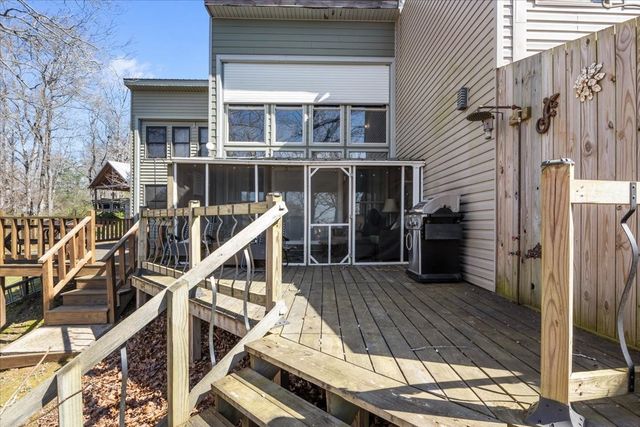 175 Mallard Point Cir Unit 8, Camden, TN 38320