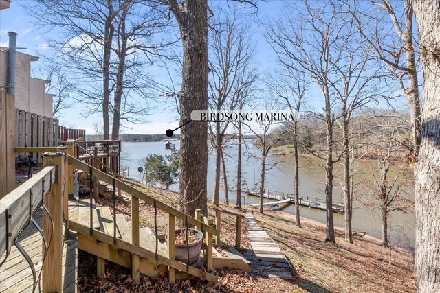 175 Mallard Point Cir Unit 8, Camden, TN 38320