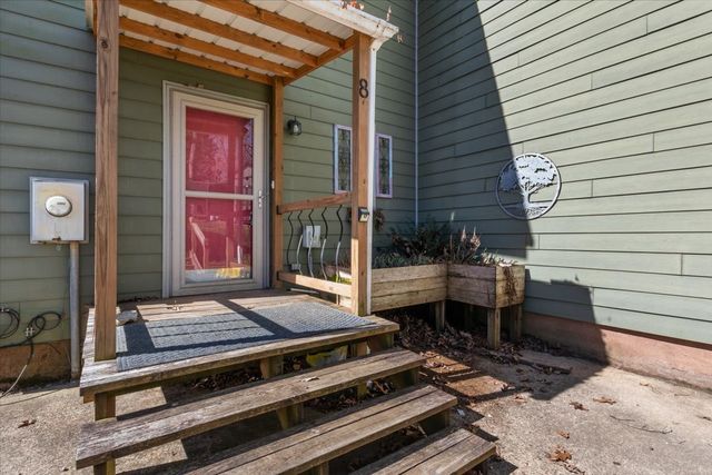 175 Mallard Point Cir Unit 8, Camden, TN 38320