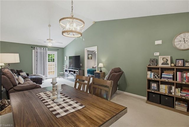 204 Carrington Lane, Thomasville, NC 27360