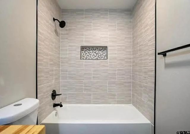 309 Lakeview Dr, Hideaway, TX 75771