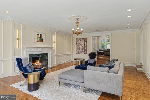 1087 MOUNT EYRE RD, Washington Crossing, PA 18977