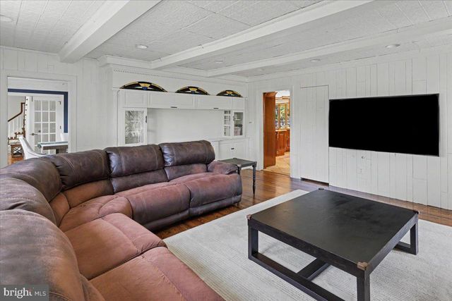 1087 MOUNT EYRE RD, Washington Crossing, PA 18977