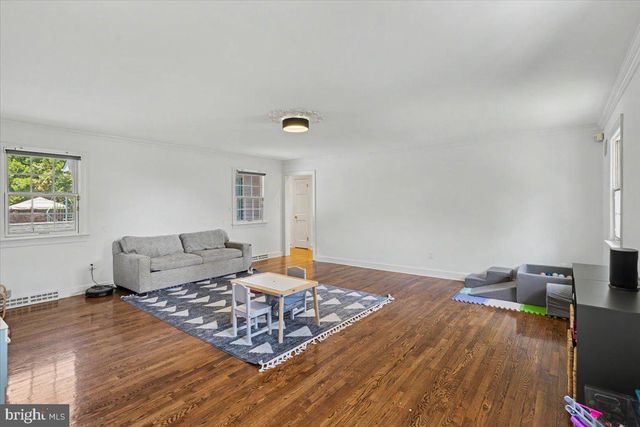 1087 MOUNT EYRE RD, Washington Crossing, PA 18977