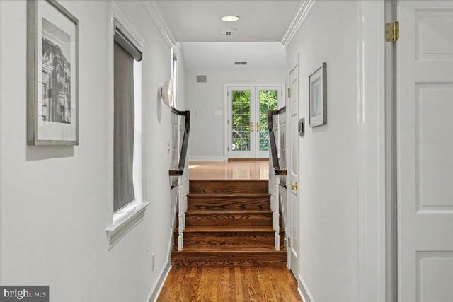 1087 MOUNT EYRE RD, Washington Crossing, PA 18977