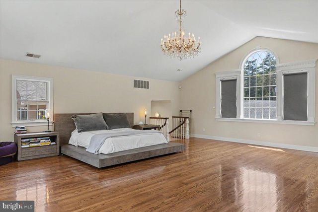 1087 MOUNT EYRE RD, Washington Crossing, PA 18977