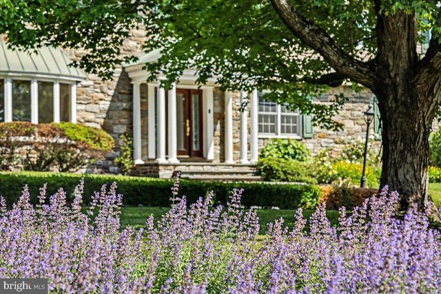 1087 MOUNT EYRE RD, Washington Crossing, PA 18977