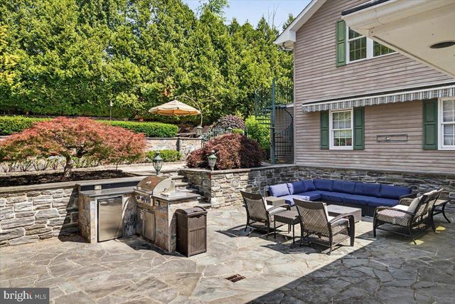 1087 MOUNT EYRE RD, Washington Crossing, PA 18977