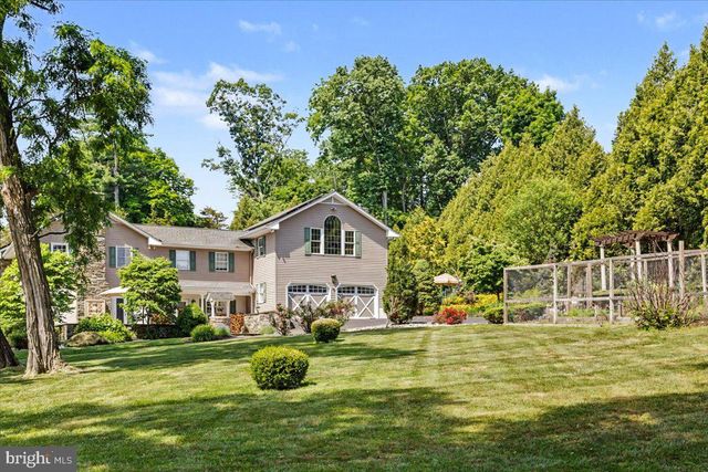 1087 MOUNT EYRE RD, Washington Crossing, PA 18977