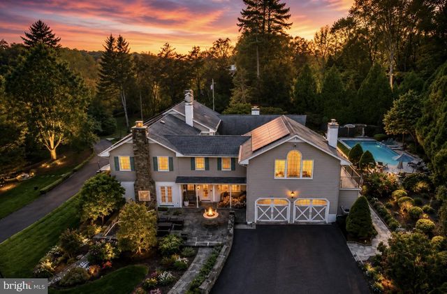 1087 MOUNT EYRE RD, Washington Crossing, PA 18977