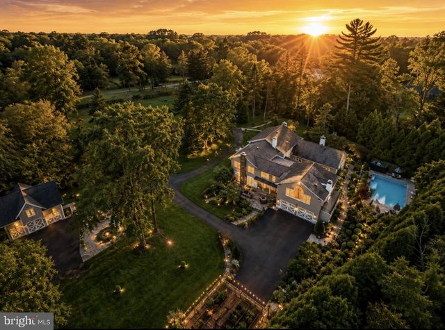 1087 MOUNT EYRE RD, Washington Crossing, PA 18977