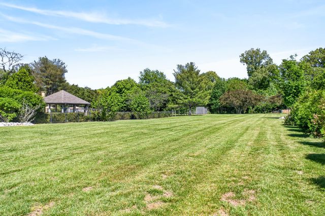 2235 Hidden Cove Rd, Cookeville, TN 38506