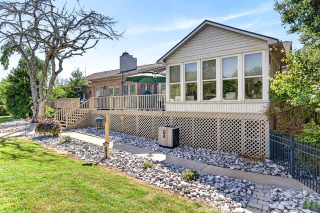 2235 Hidden Cove Rd, Cookeville, TN 38506