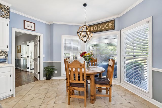 2235 Hidden Cove Rd, Cookeville, TN 38506