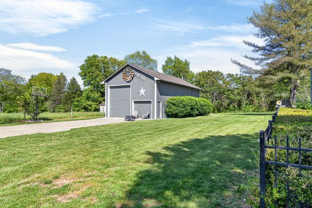 2235 Hidden Cove Rd, Cookeville, TN 38506