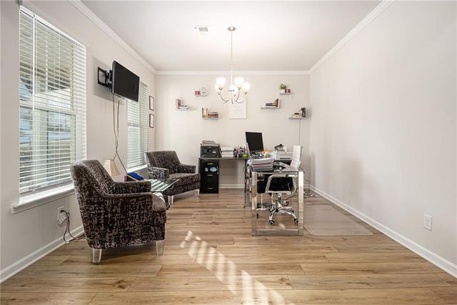 596 River Gardens SE Drive, Atlanta, GA 30354