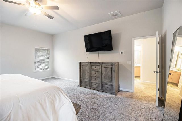 596 River Gardens SE Drive, Atlanta, GA 30354