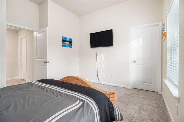 596 River Gardens SE Drive, Atlanta, GA 30354