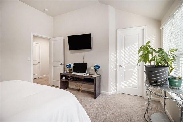 596 River Gardens SE Drive, Atlanta, GA 30354