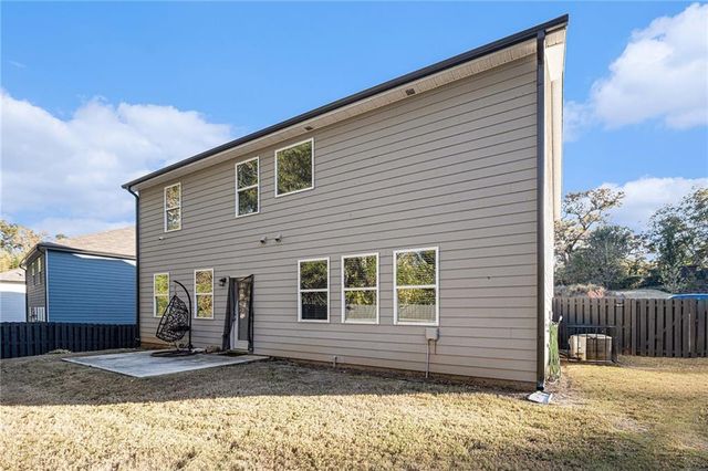 596 River Gardens SE Drive, Atlanta, GA 30354