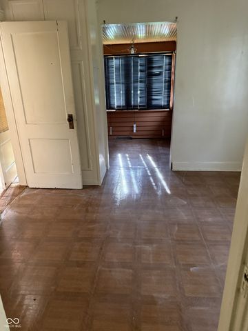 4707 Crittenden Avenue, Indianapolis, IN 46205