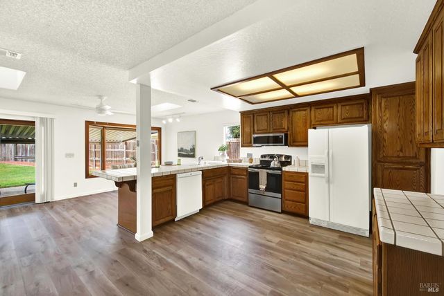 2219 Channing Ct, Fairfield, CA 94533