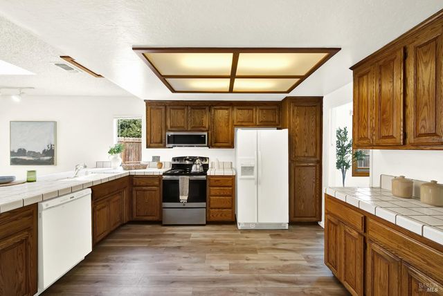 2219 Channing Ct, Fairfield, CA 94533