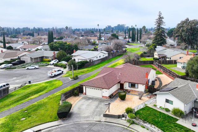 2219 Channing Ct, Fairfield, CA 94533