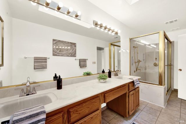 2219 Channing Ct, Fairfield, CA 94533