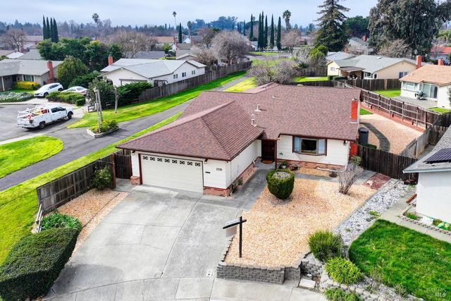 2219 Channing Ct, Fairfield, CA 94533