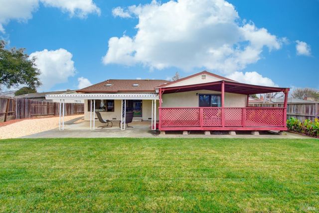 2219 Channing Ct, Fairfield, CA 94533