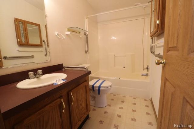 26 W Barnes Road, Watertown Township, MI 48435